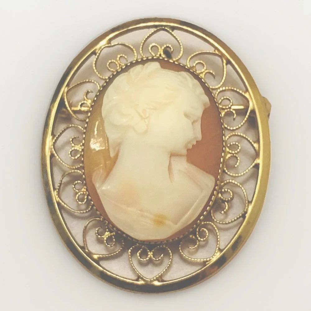 VTG Cameo Relief Pin Brooch Regency Signed Catamore 12K GF Yellow Gold Filled